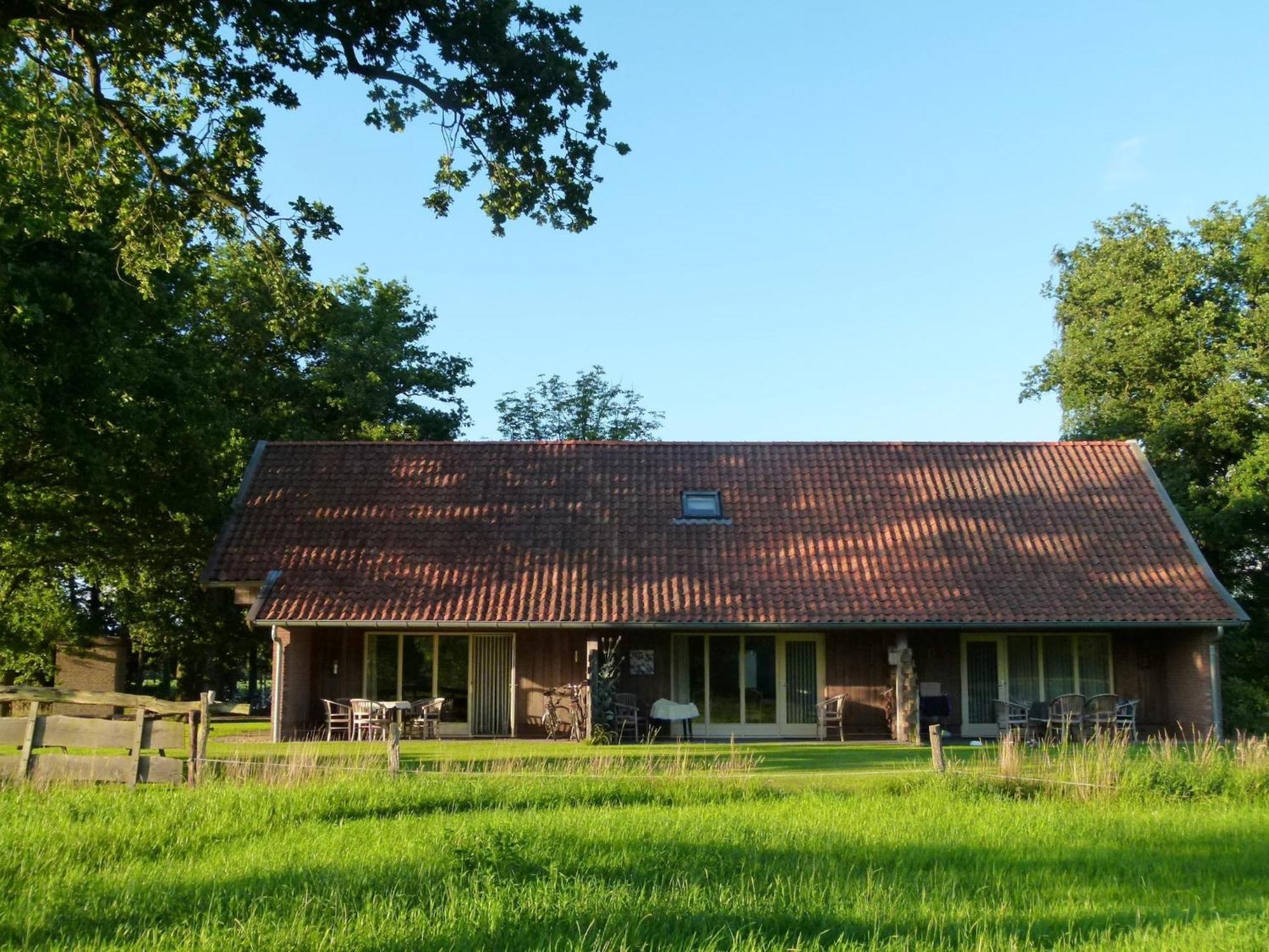 Holiday Home In Geesteren With Roof Terrace Garden Furniture Extérieur photo